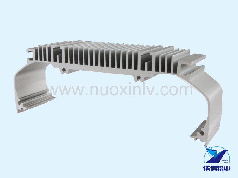 隧道燈散熱器鋁型材